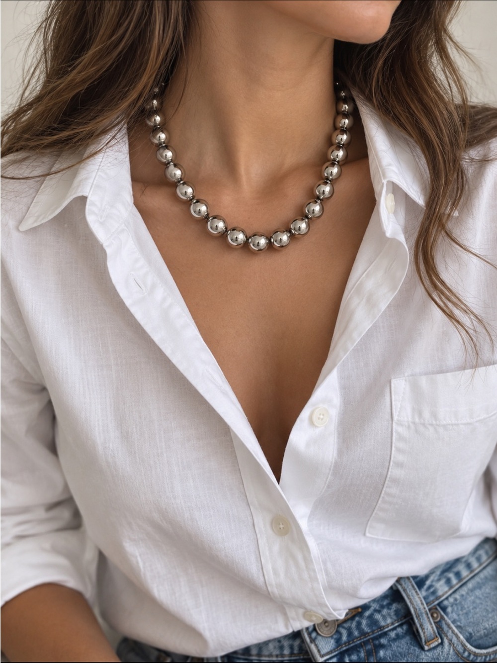 New! Silver Beaded Statement Necklace NWOT 4005